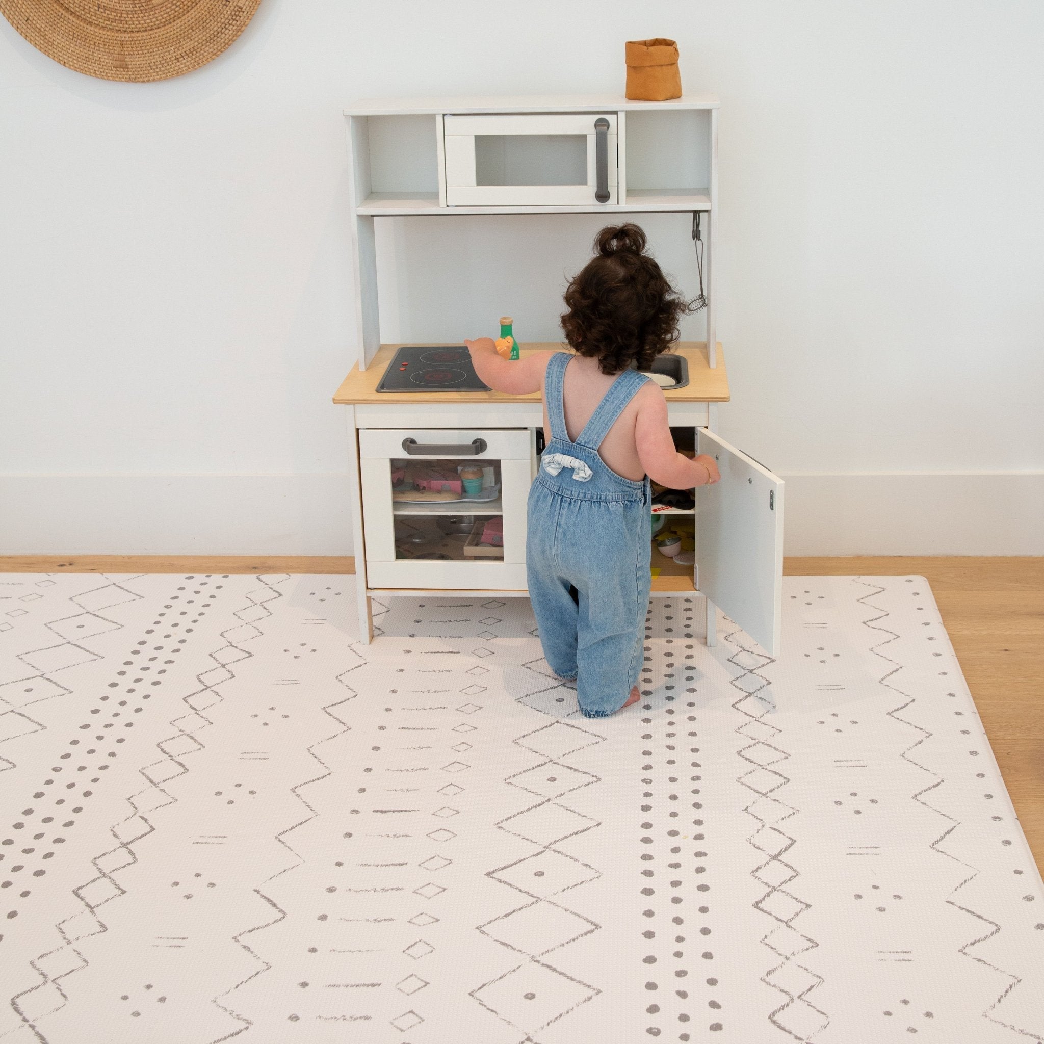 Reversible One - Piece Playmat | Cheetah - Lillefolk