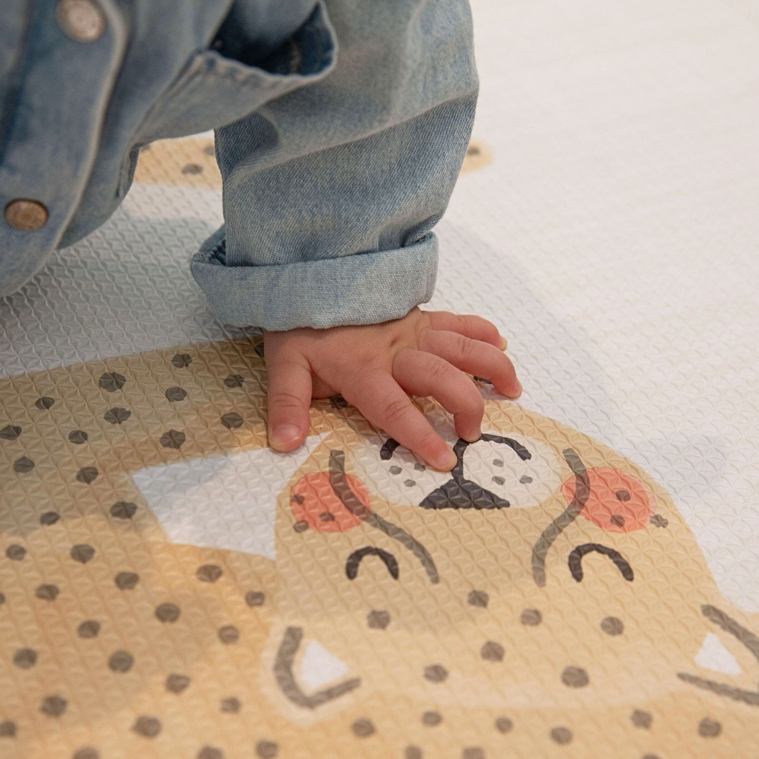 Reversible One - Piece Playmat | Cheetah - Lillefolk
