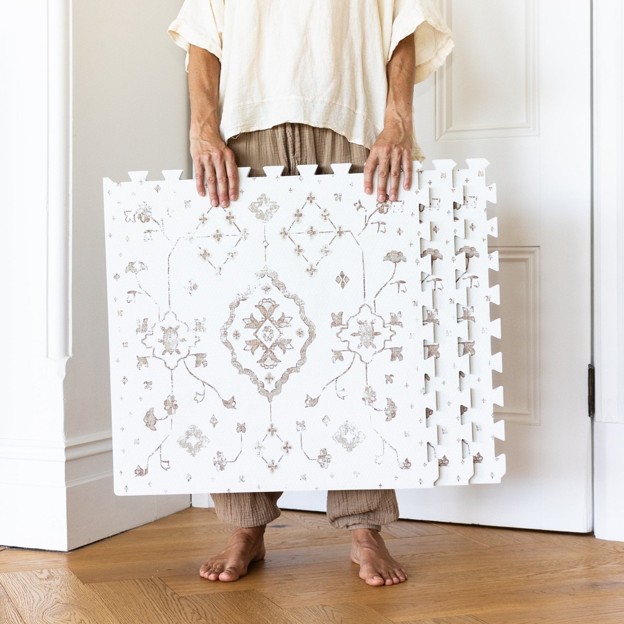 Vintage Playmat | Coffee - Lillefolk