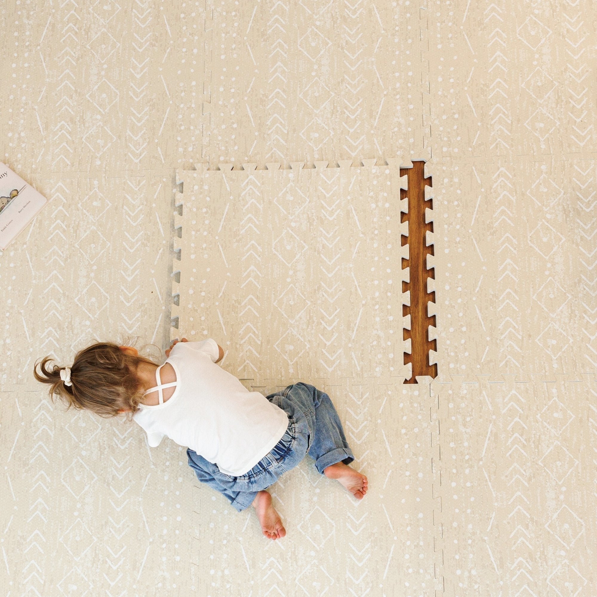 Classic Playmat | Beige - Lillefolk