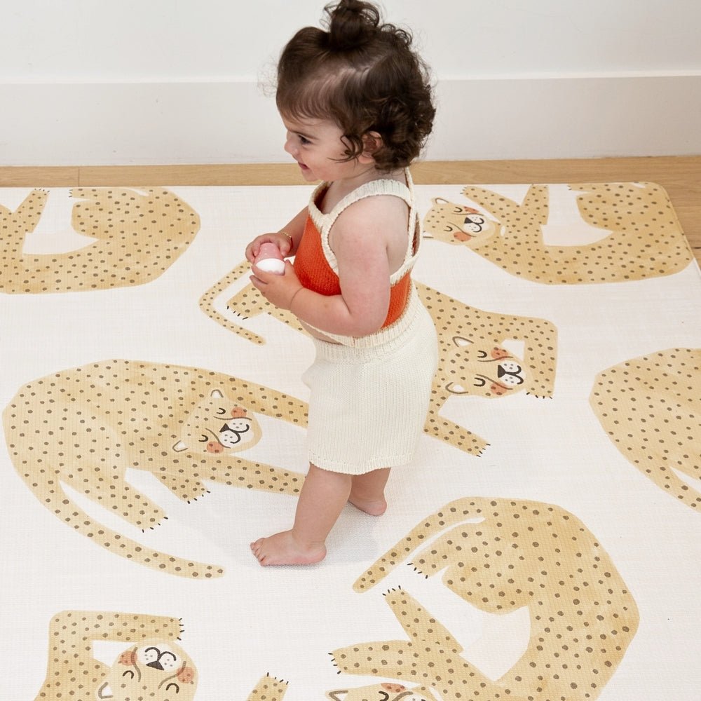 Reversible One-Piece Playmat Cheetah – Lillefolk